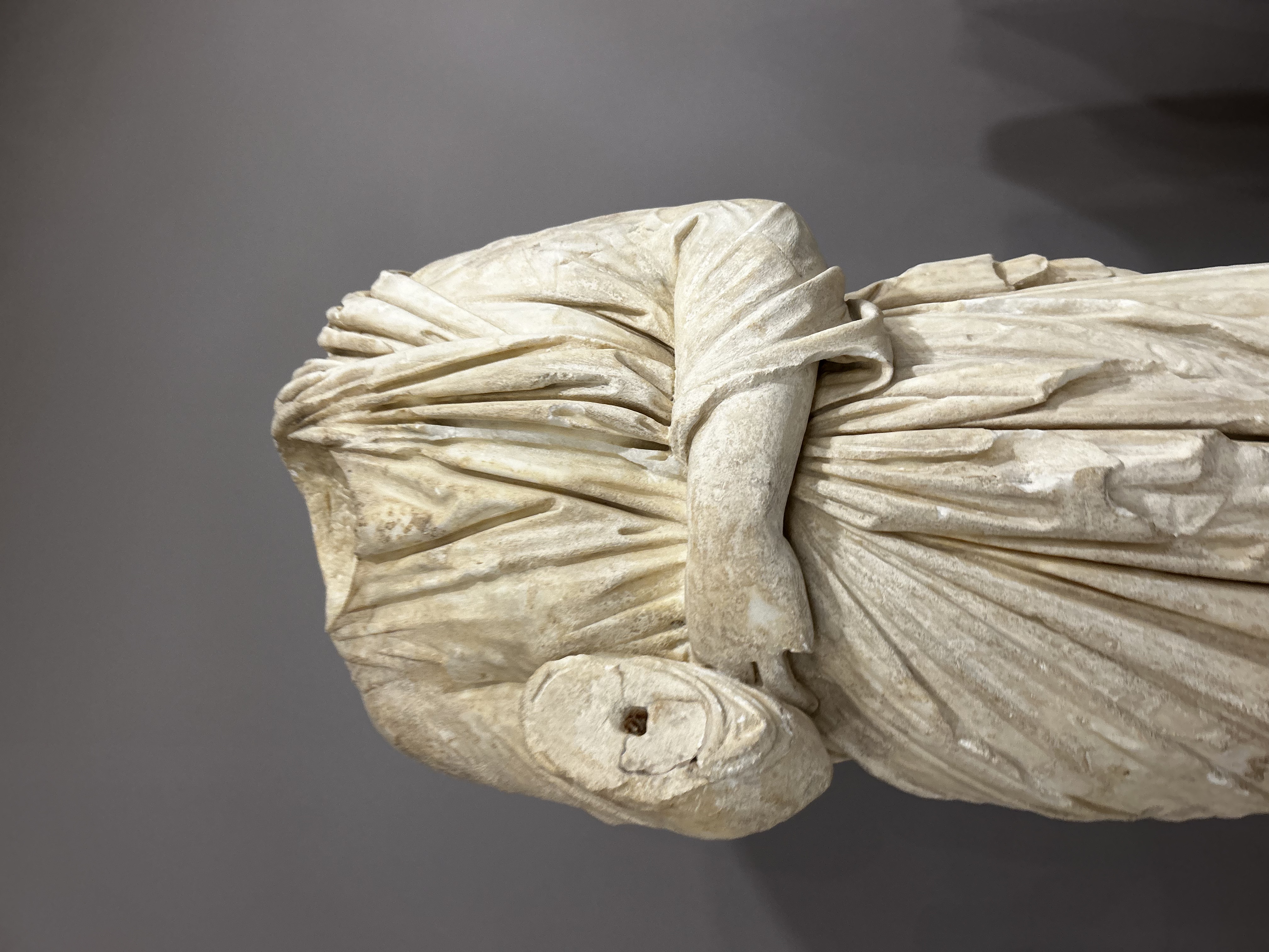 Another picture of a Greek statue missing head